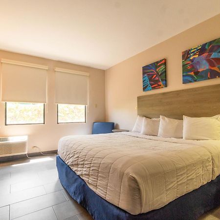 Parador El Faro Aguadilla Eksteriør bilde