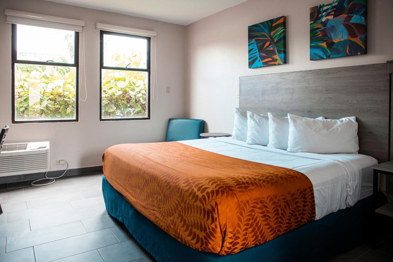 Parador El Faro Aguadilla Eksteriør bilde